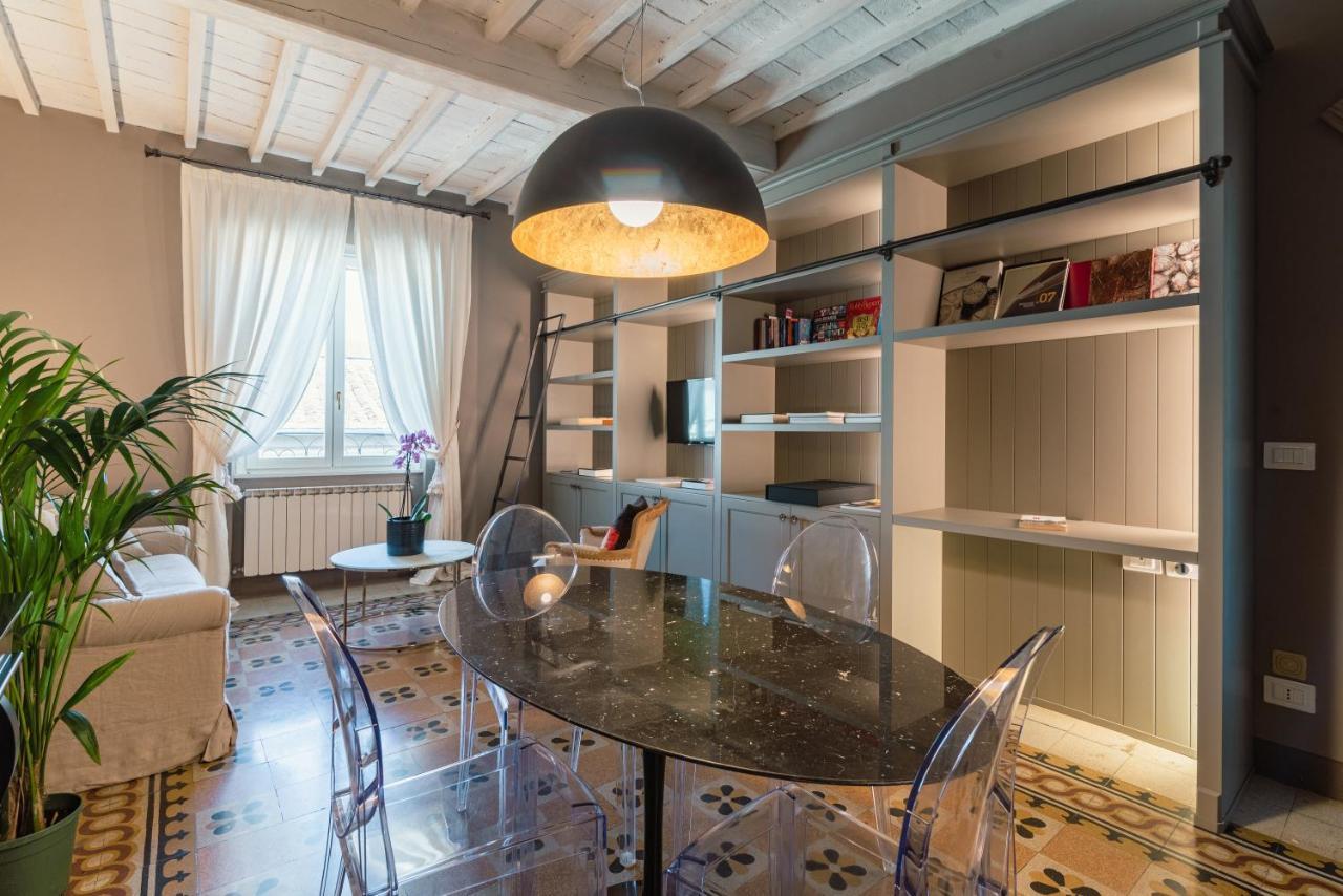 Paola'S S Cribs, Tuscany Apartment อาเรซโซ ภายนอก รูปภาพ